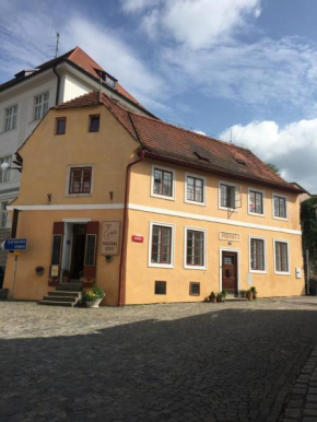 Privat u Parku